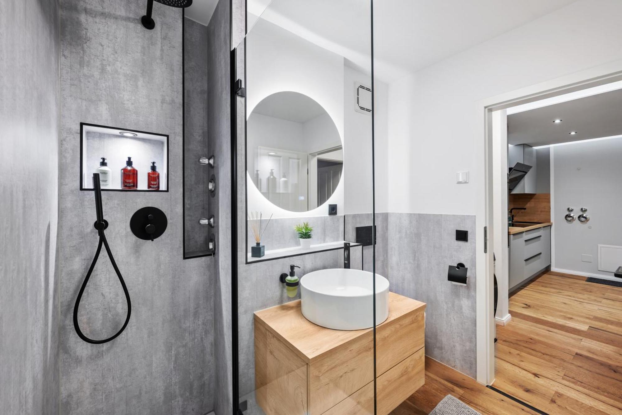 Edler Wohnraum Noble Stadtoase Mit Boxspringbett, Kaffeevollautomat, Lift & Parkplatz Chemnitz Exteriör bild